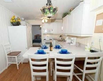 Anna Maria Beach Cottages Anna Maria Island Exteriör bild