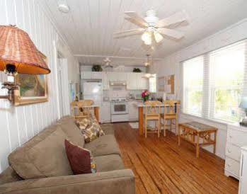 Anna Maria Beach Cottages Anna Maria Island Exteriör bild